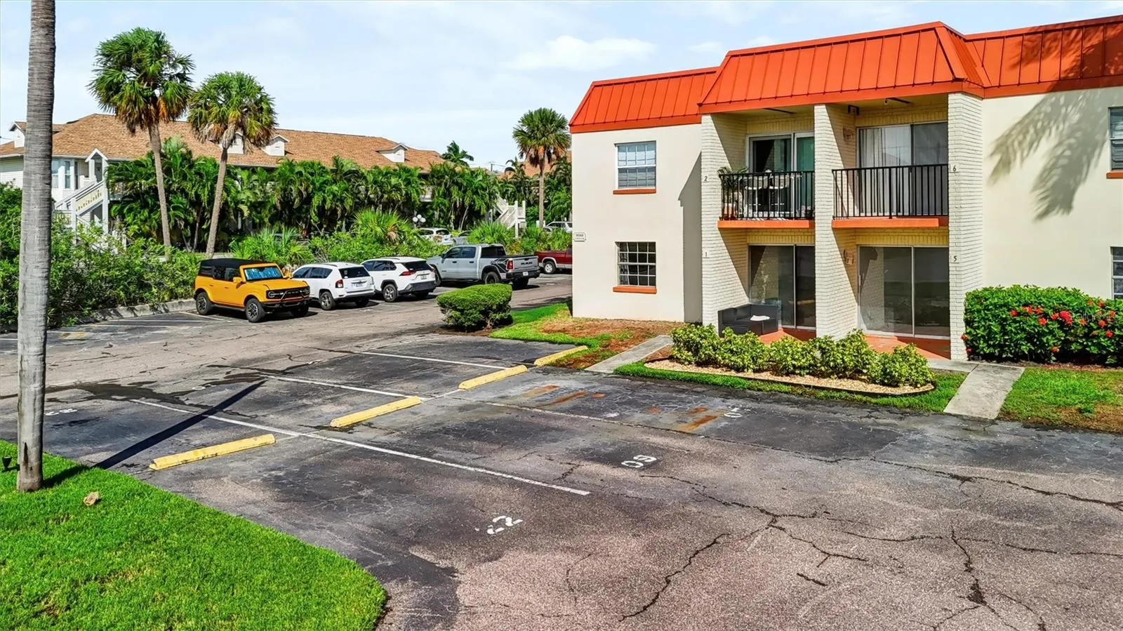 10365 PARADISE BLVD #5 #5