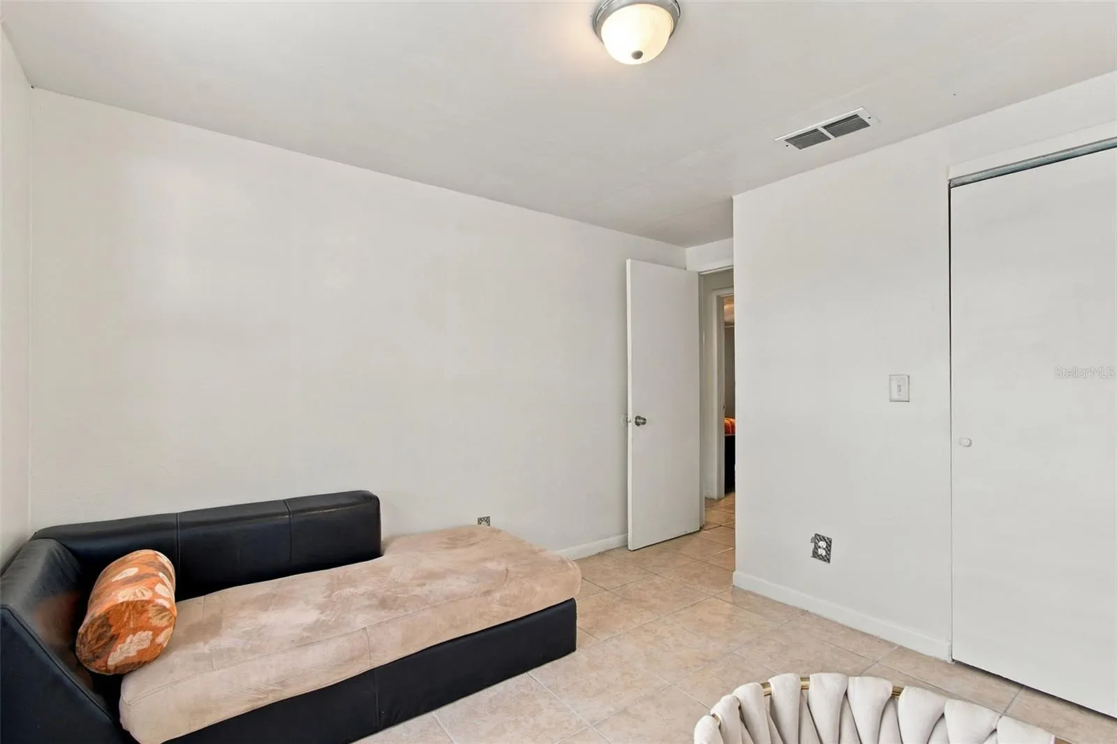 10118 WHEATLEY HILLS CT