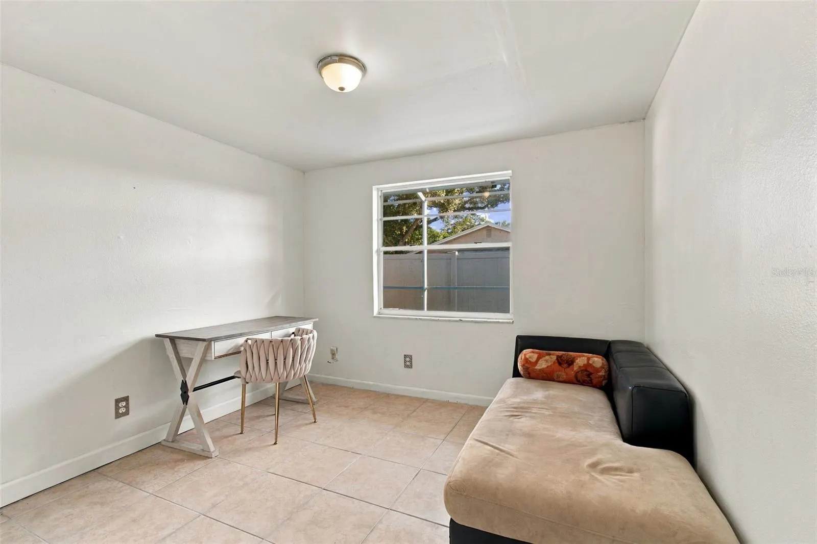 10118 WHEATLEY HILLS CT