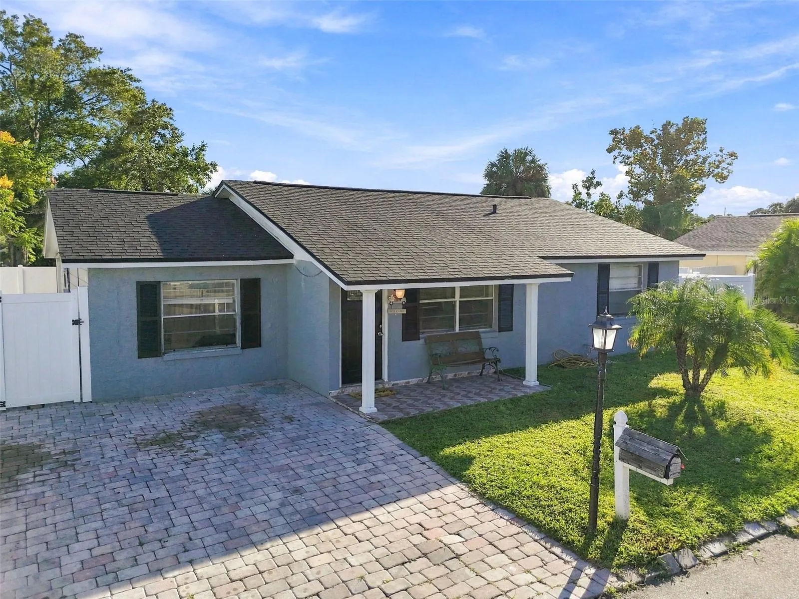 10118 WHEATLEY HILLS CT