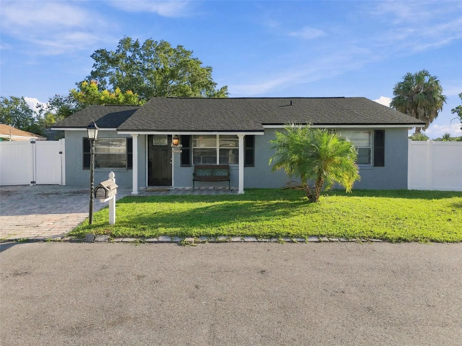 10118 WHEATLEY HILLS CT