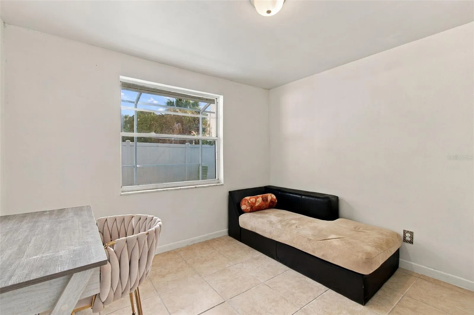 10118 WHEATLEY HILLS CT