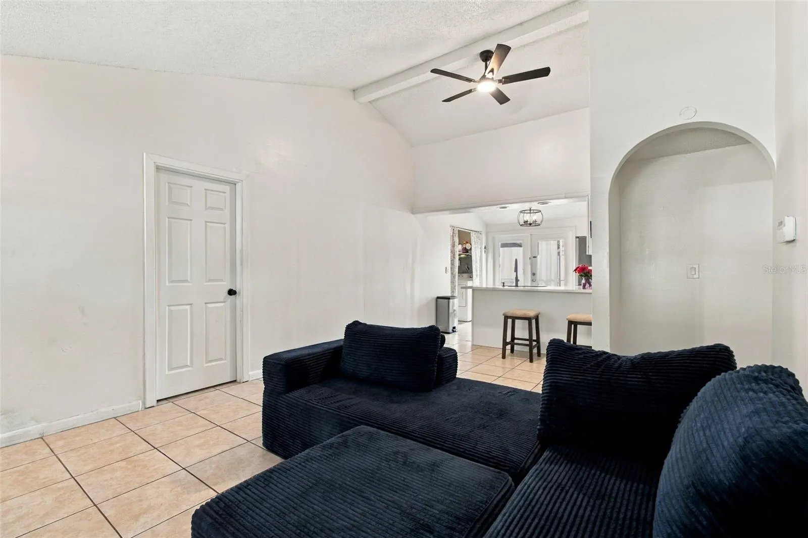 10118 WHEATLEY HILLS CT