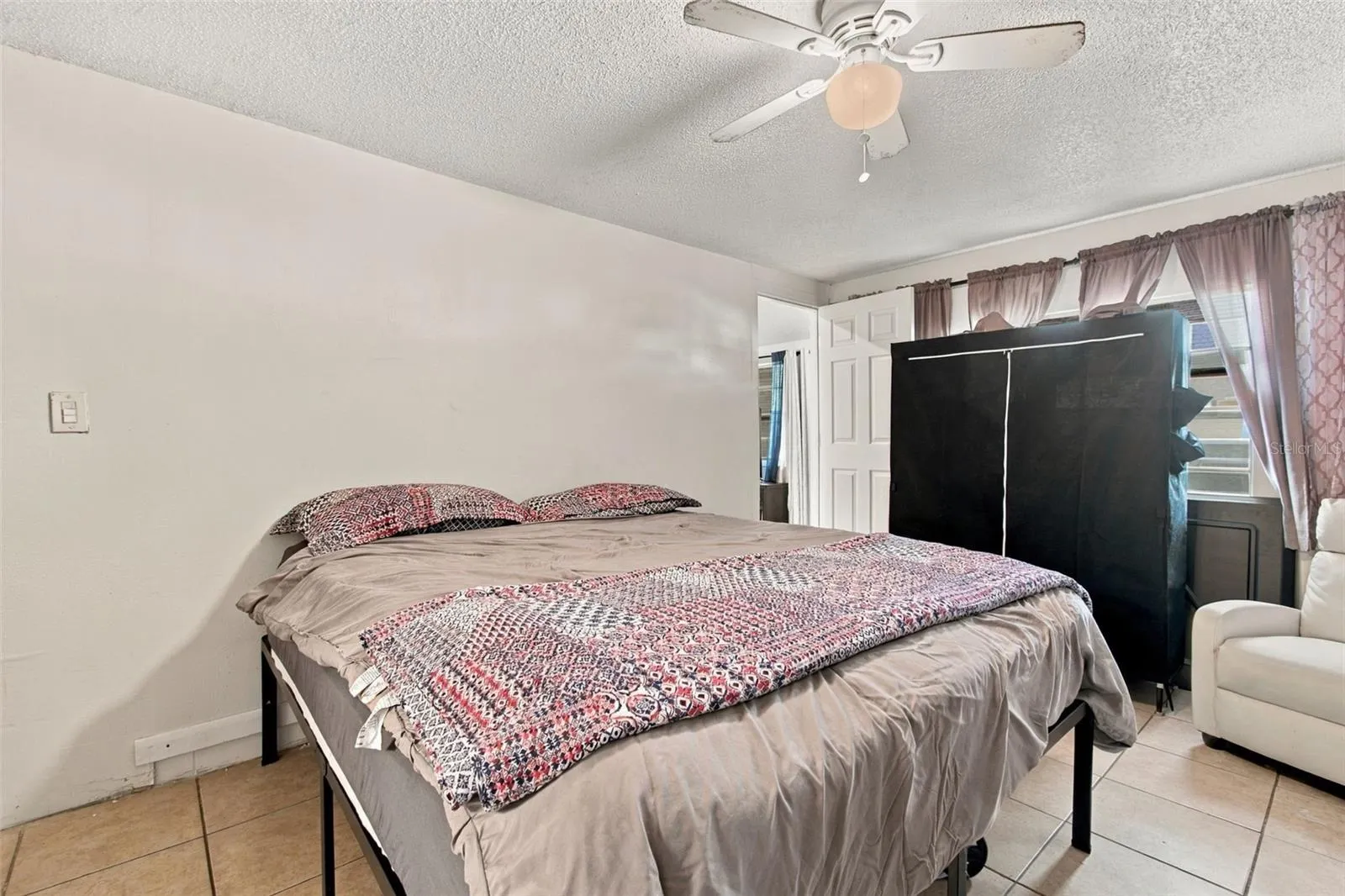 10118 WHEATLEY HILLS CT