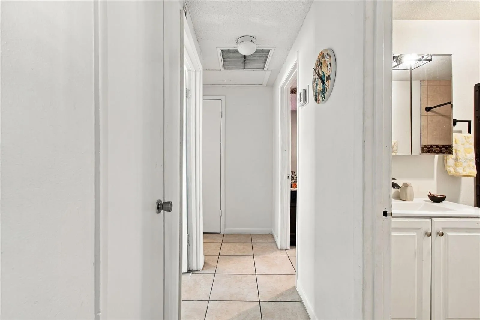 10118 WHEATLEY HILLS CT