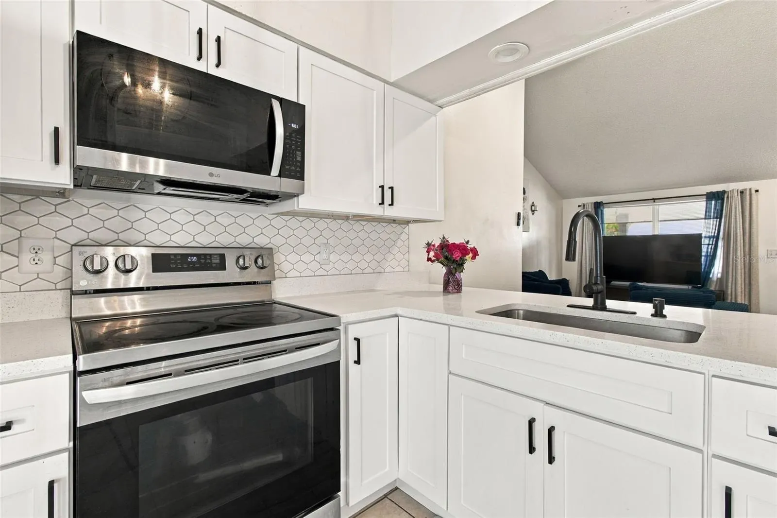 10118 WHEATLEY HILLS CT