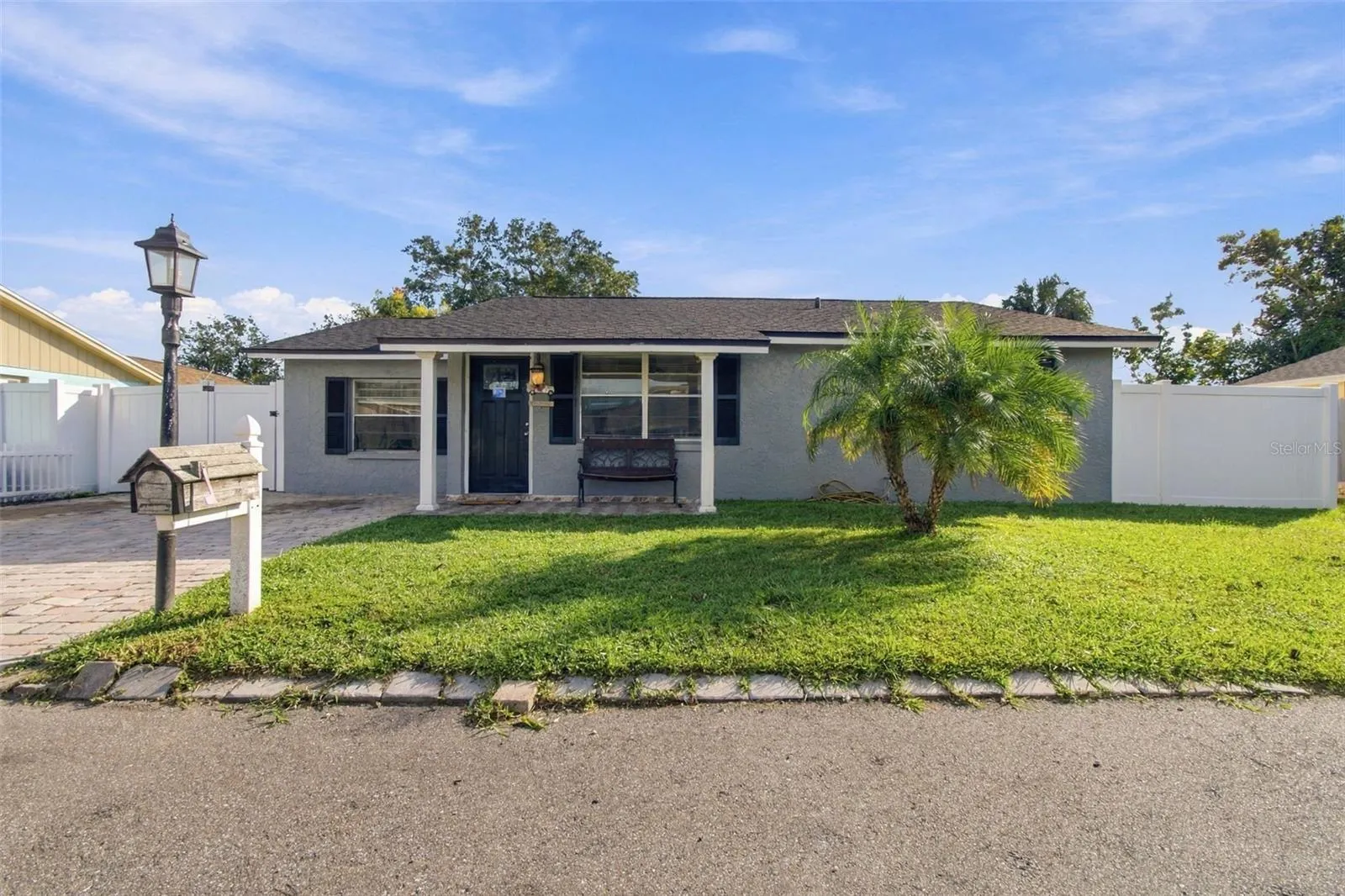 10118 WHEATLEY HILLS CT