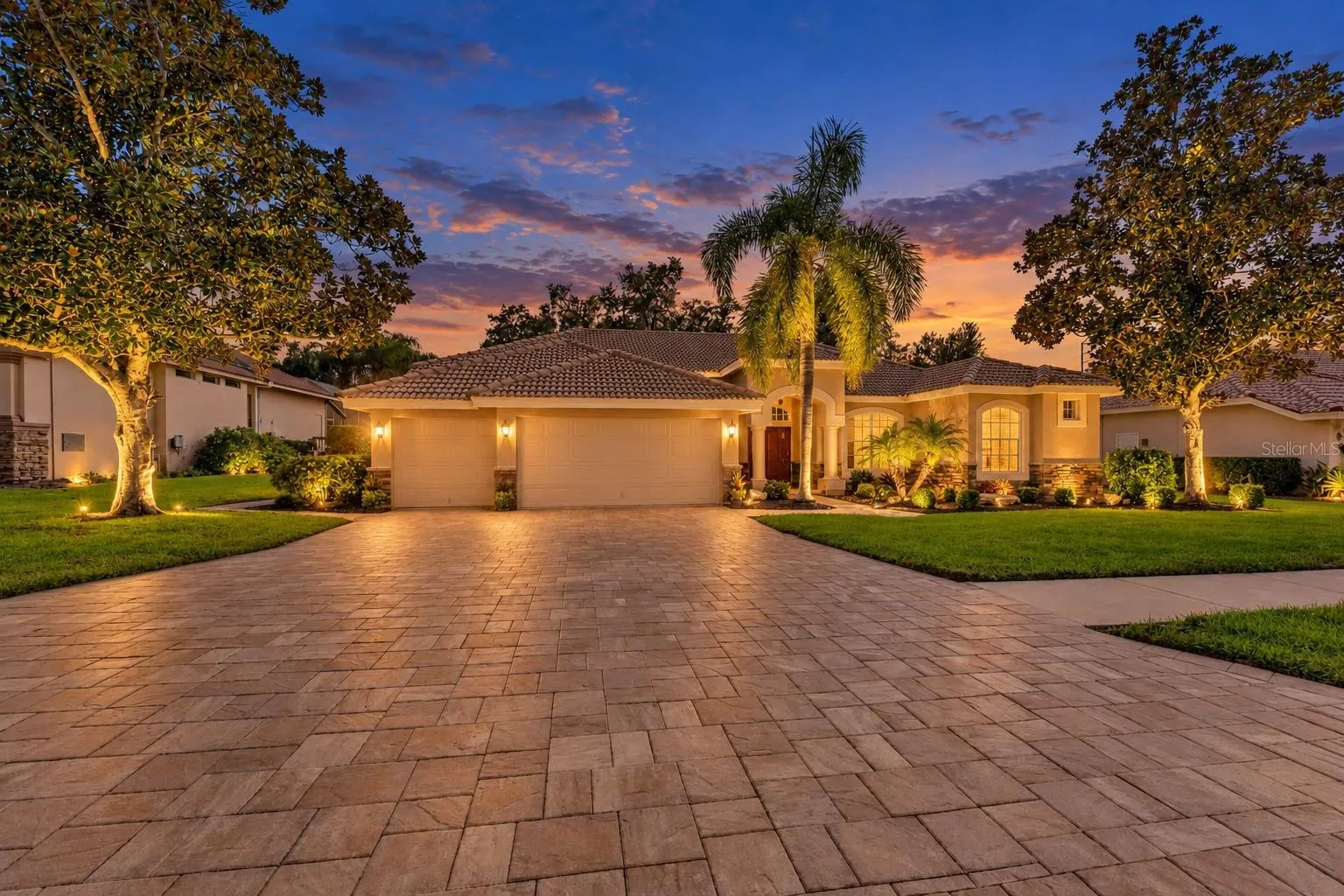 1663 CANOPY OAKS BLVD