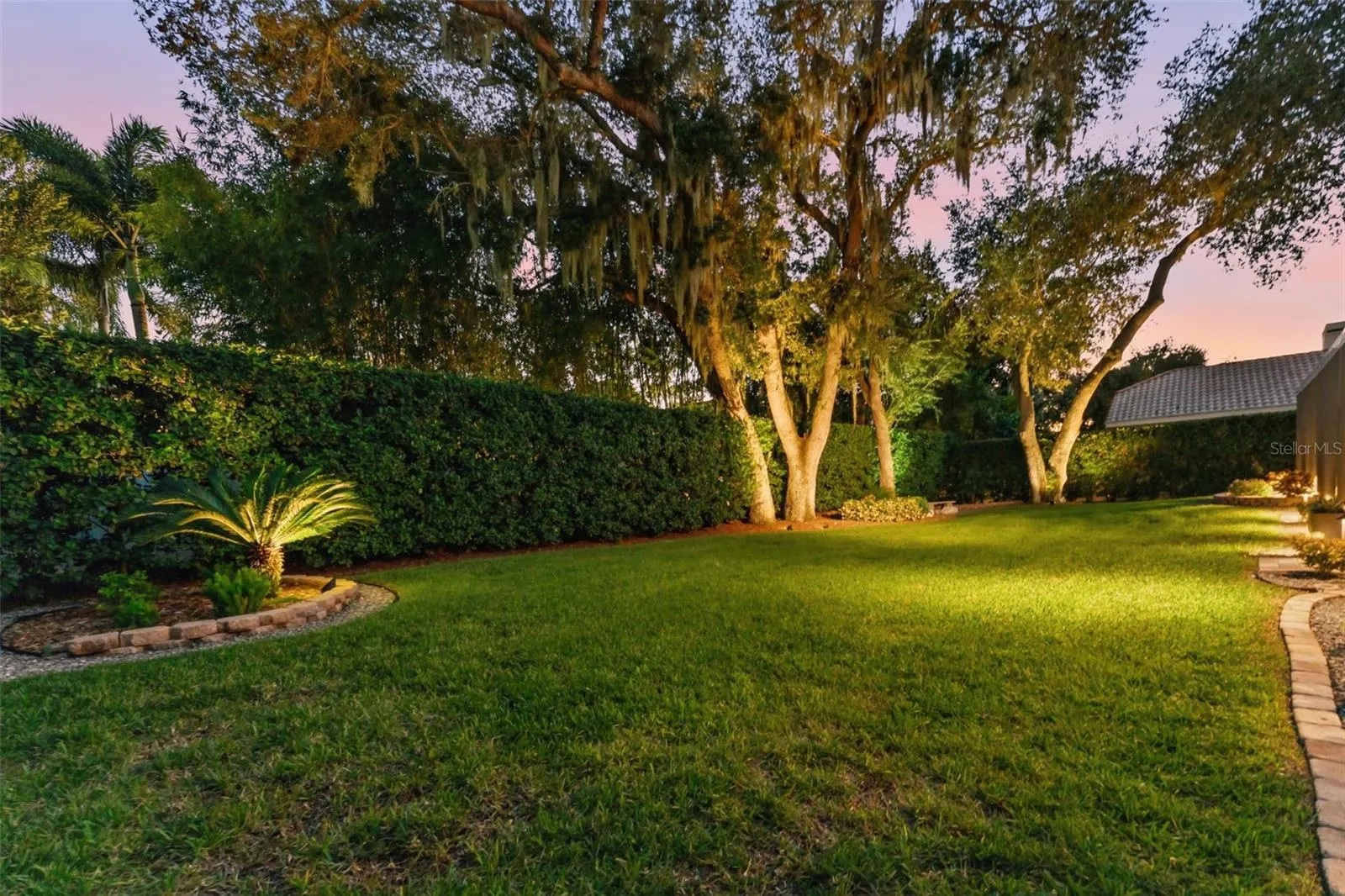 1663 CANOPY OAKS BLVD