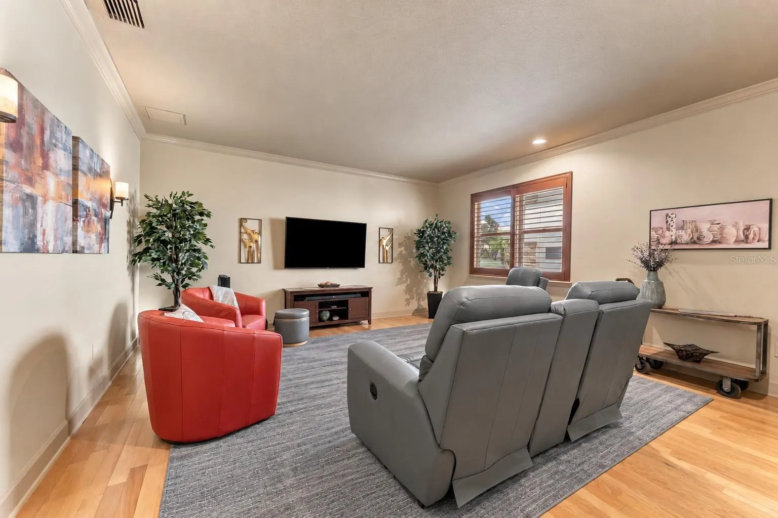 1663 CANOPY OAKS BLVD