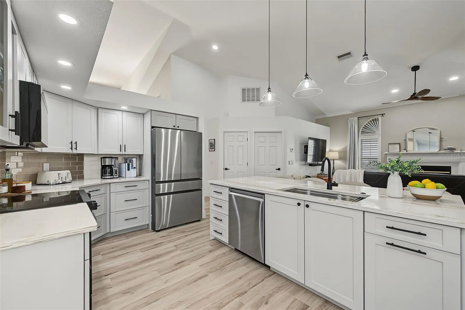 1829 FOXBORO CT