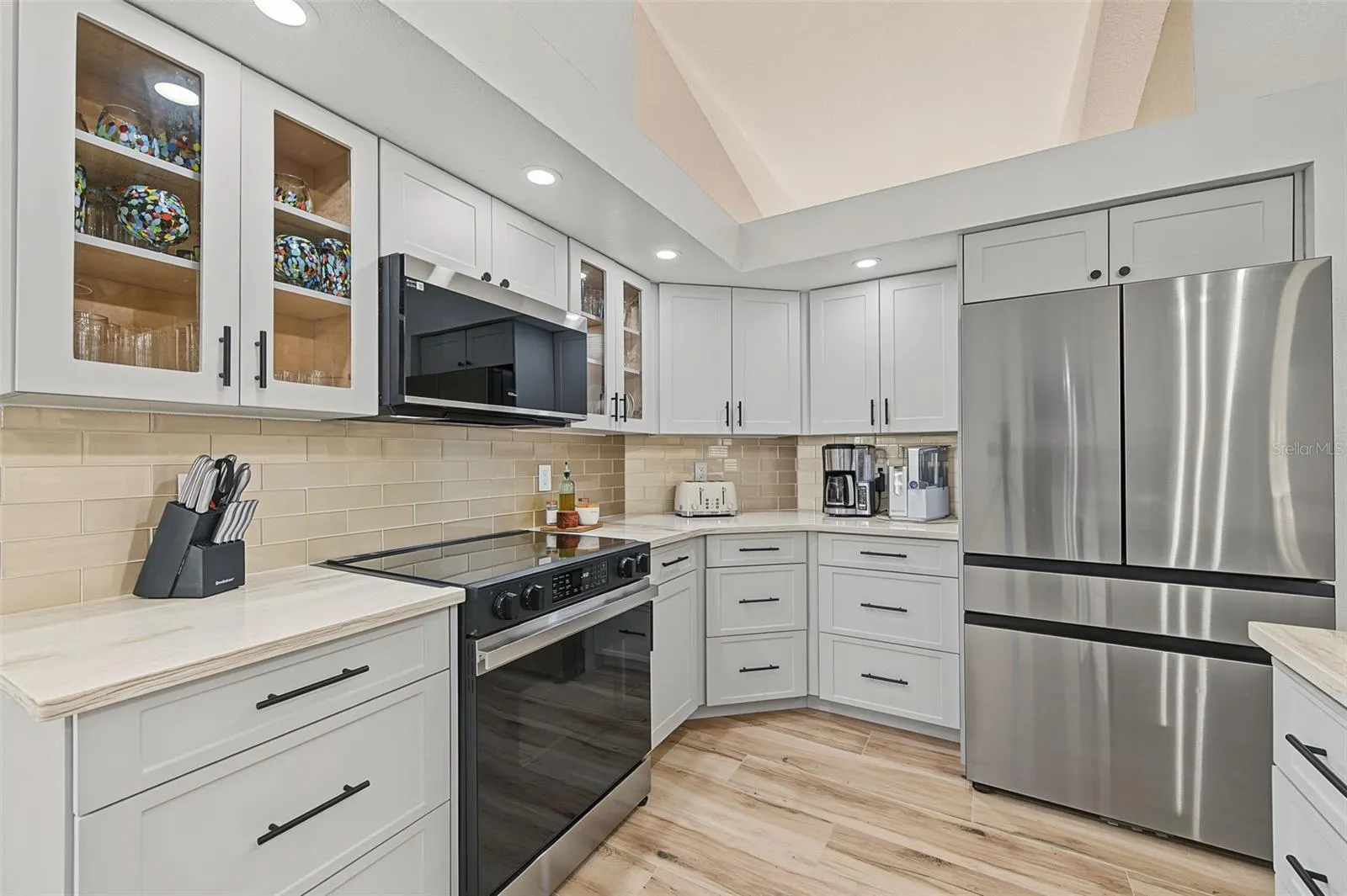 1829 FOXBORO CT