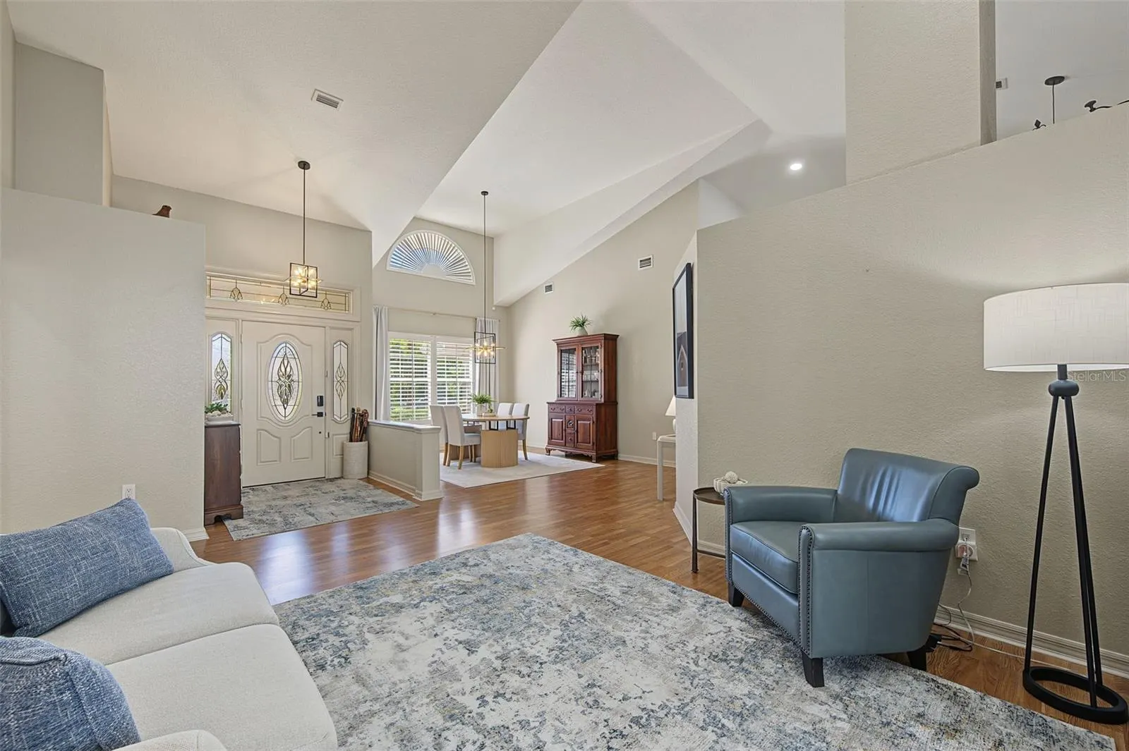 1829 FOXBORO CT