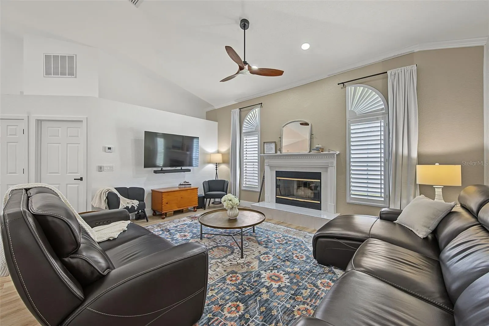 1829 FOXBORO CT