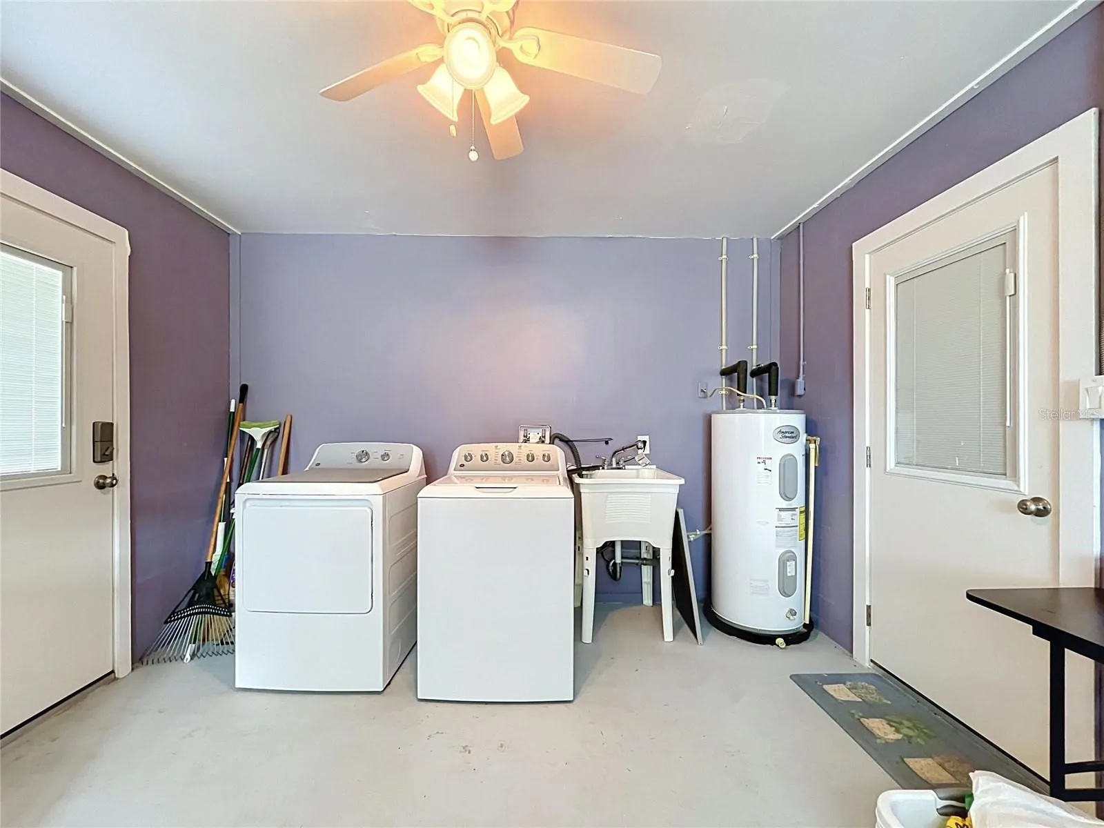 621 OAKMONT AVE