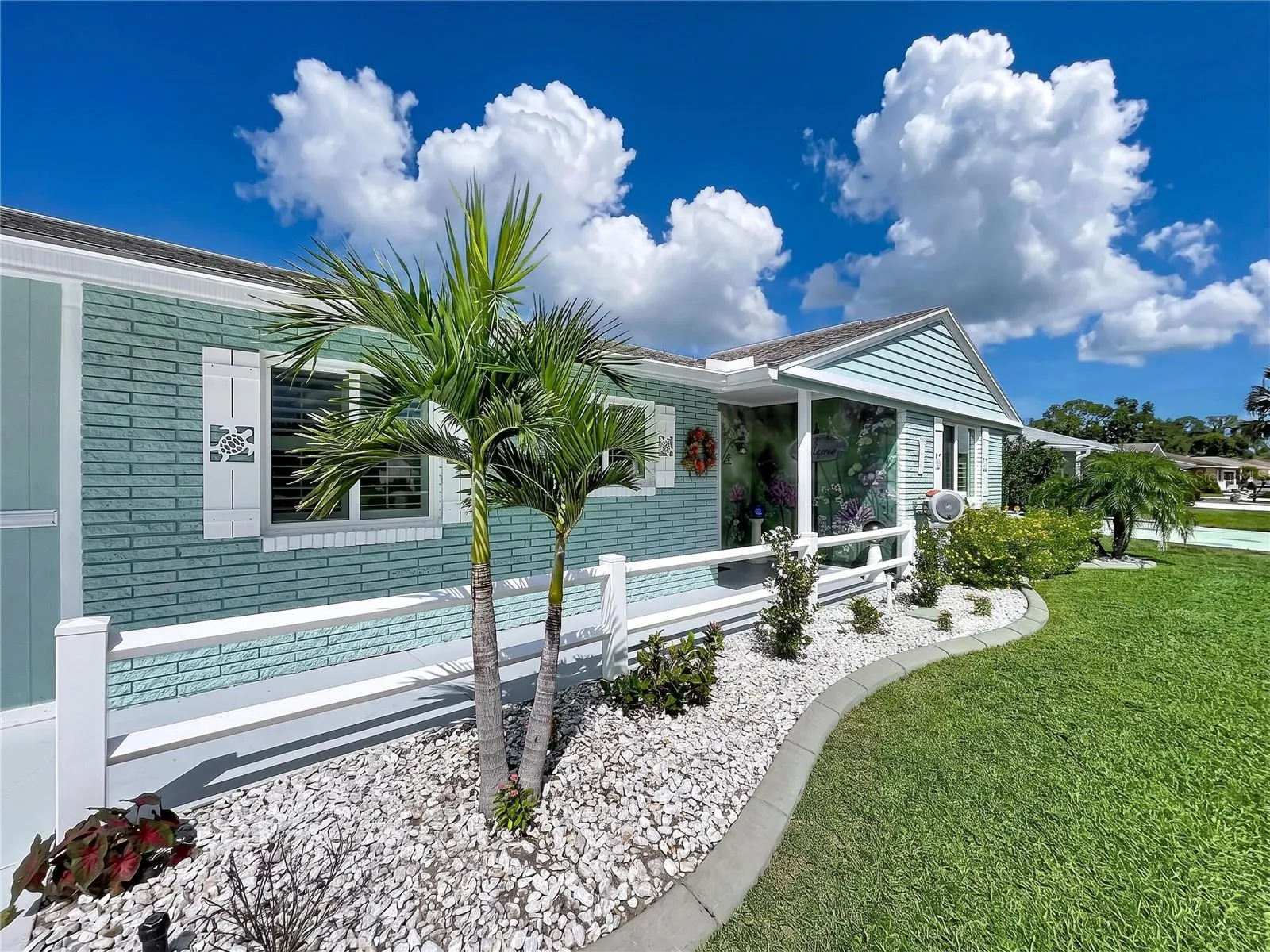621 OAKMONT AVE