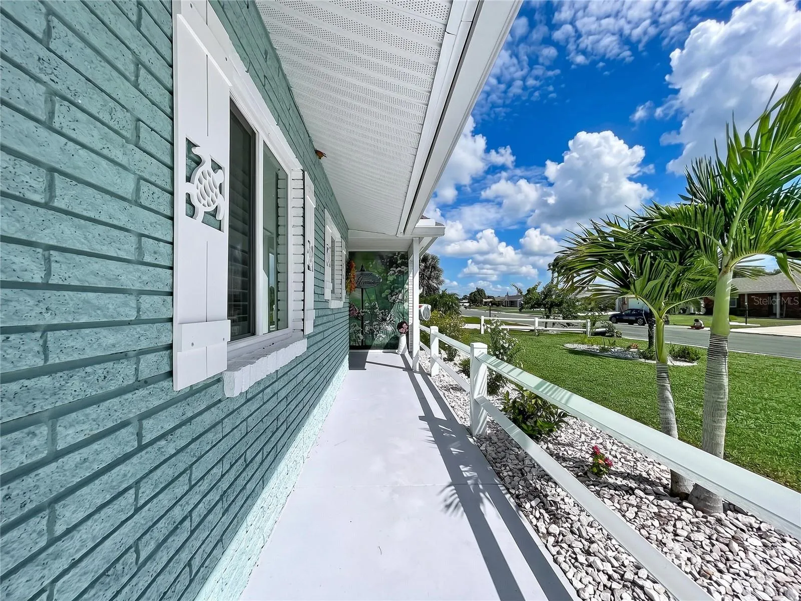 621 OAKMONT AVE
