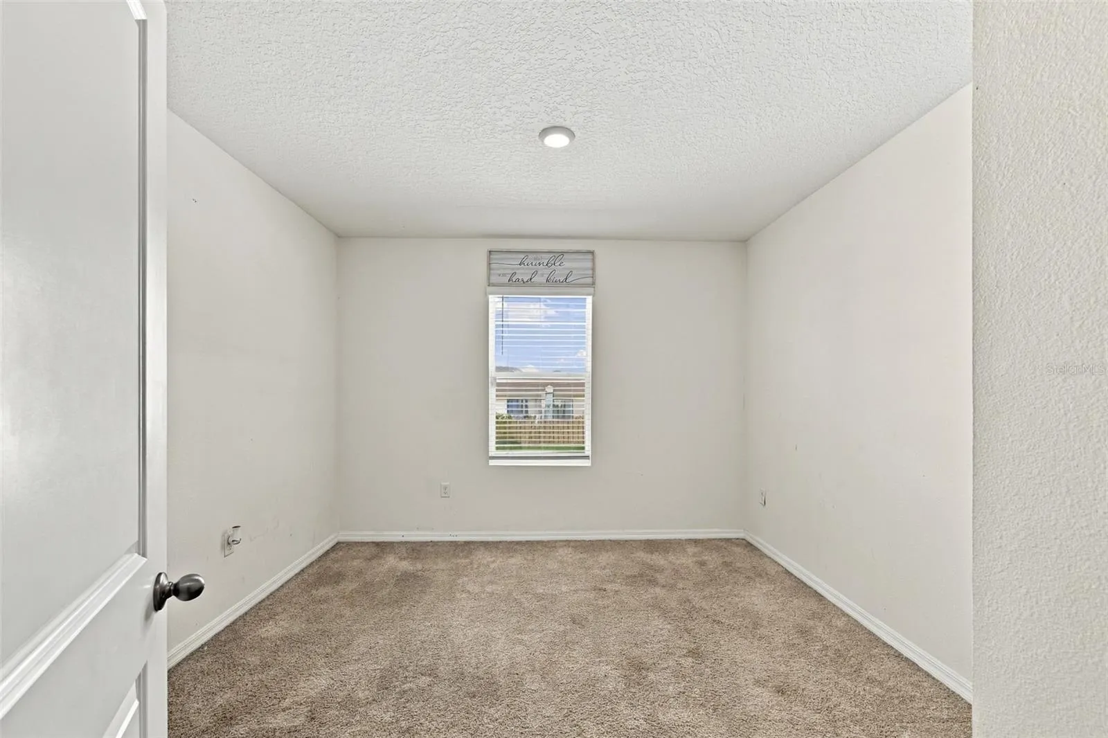 1702 JOHNSON POINTE DR