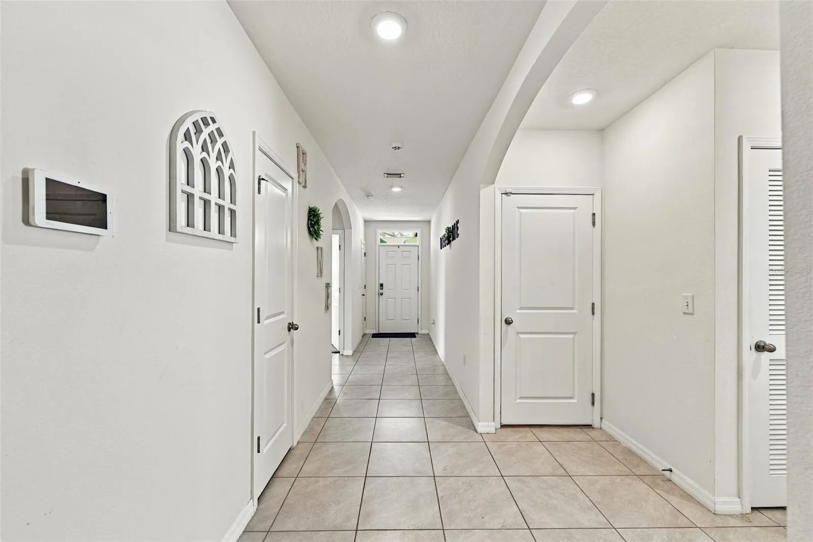 1702 JOHNSON POINTE DR