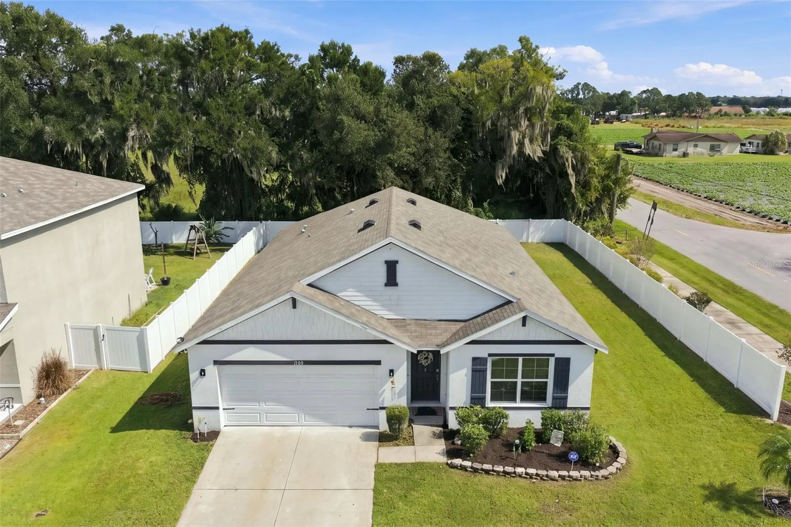 1702 JOHNSON POINTE DR