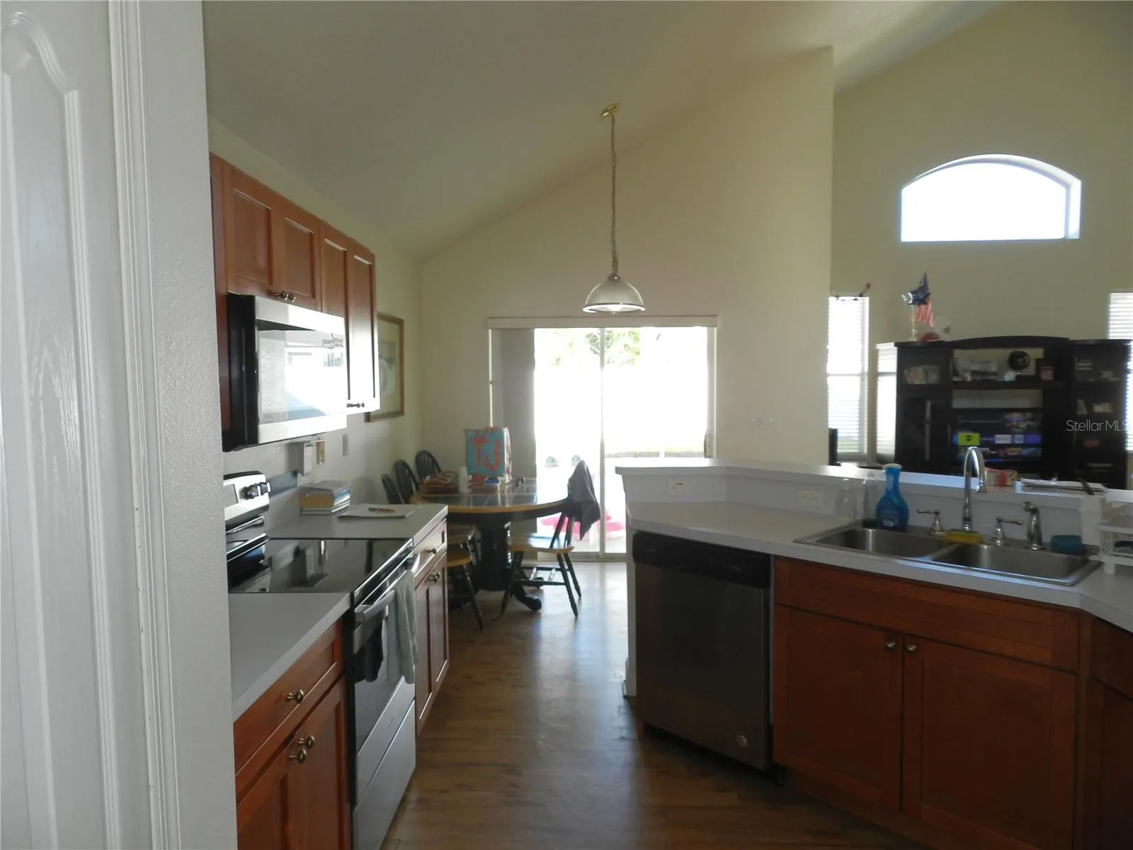 1040 FOX HOLLOW RUN