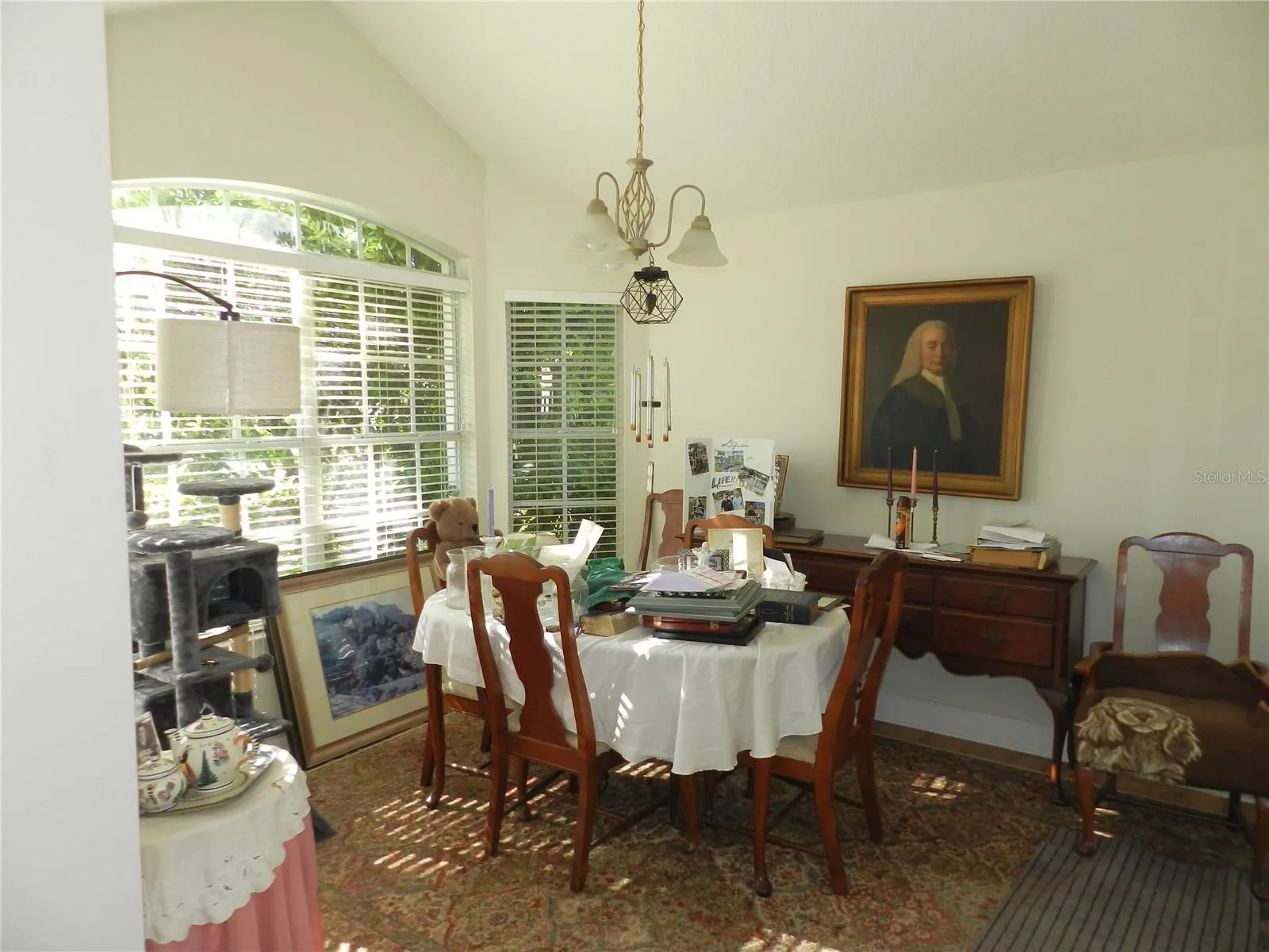 1040 FOX HOLLOW RUN
