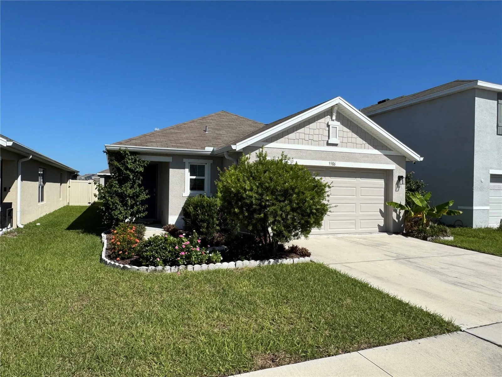 5586 LOGAN CAVE AVE