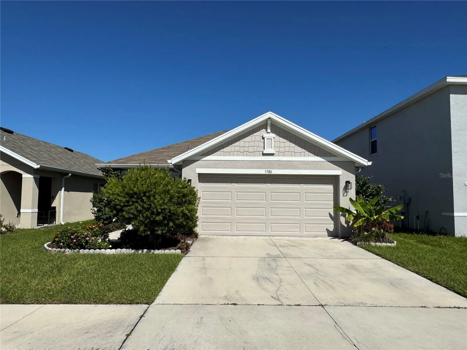5586 LOGAN CAVE AVE