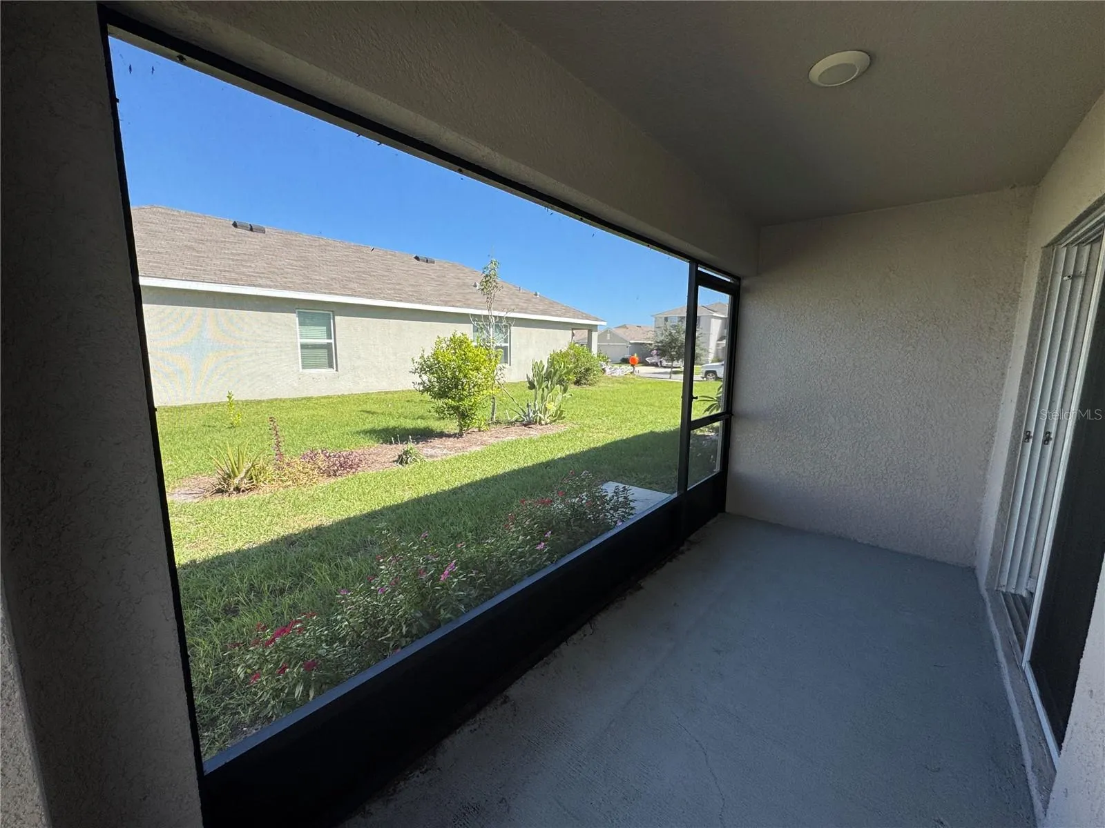 5586 LOGAN CAVE AVE