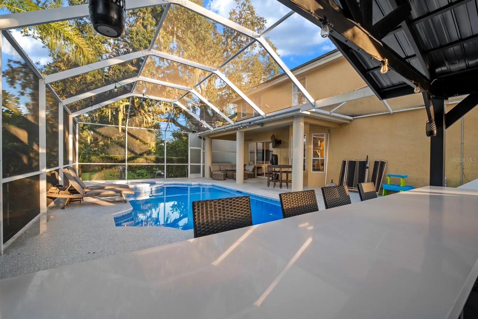 5436 TWIN CREEKS DR