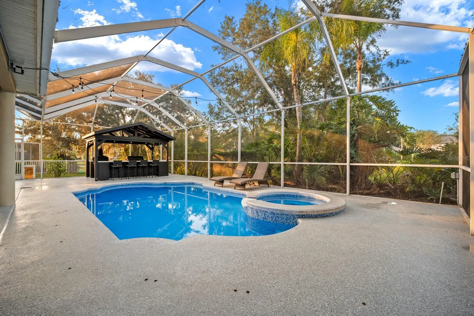 5436 TWIN CREEKS DR