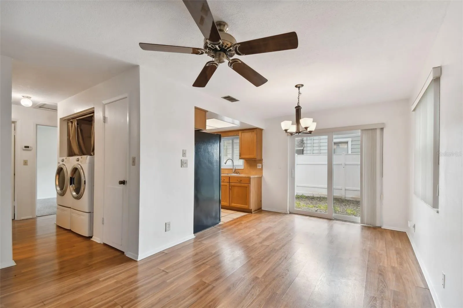 504 5TH AVE SW