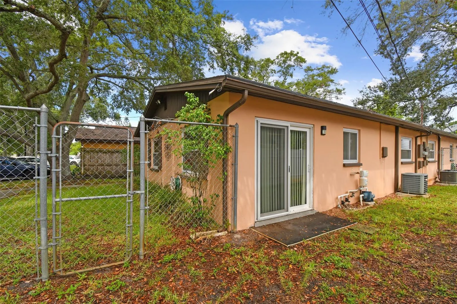 504 5TH AVE SW