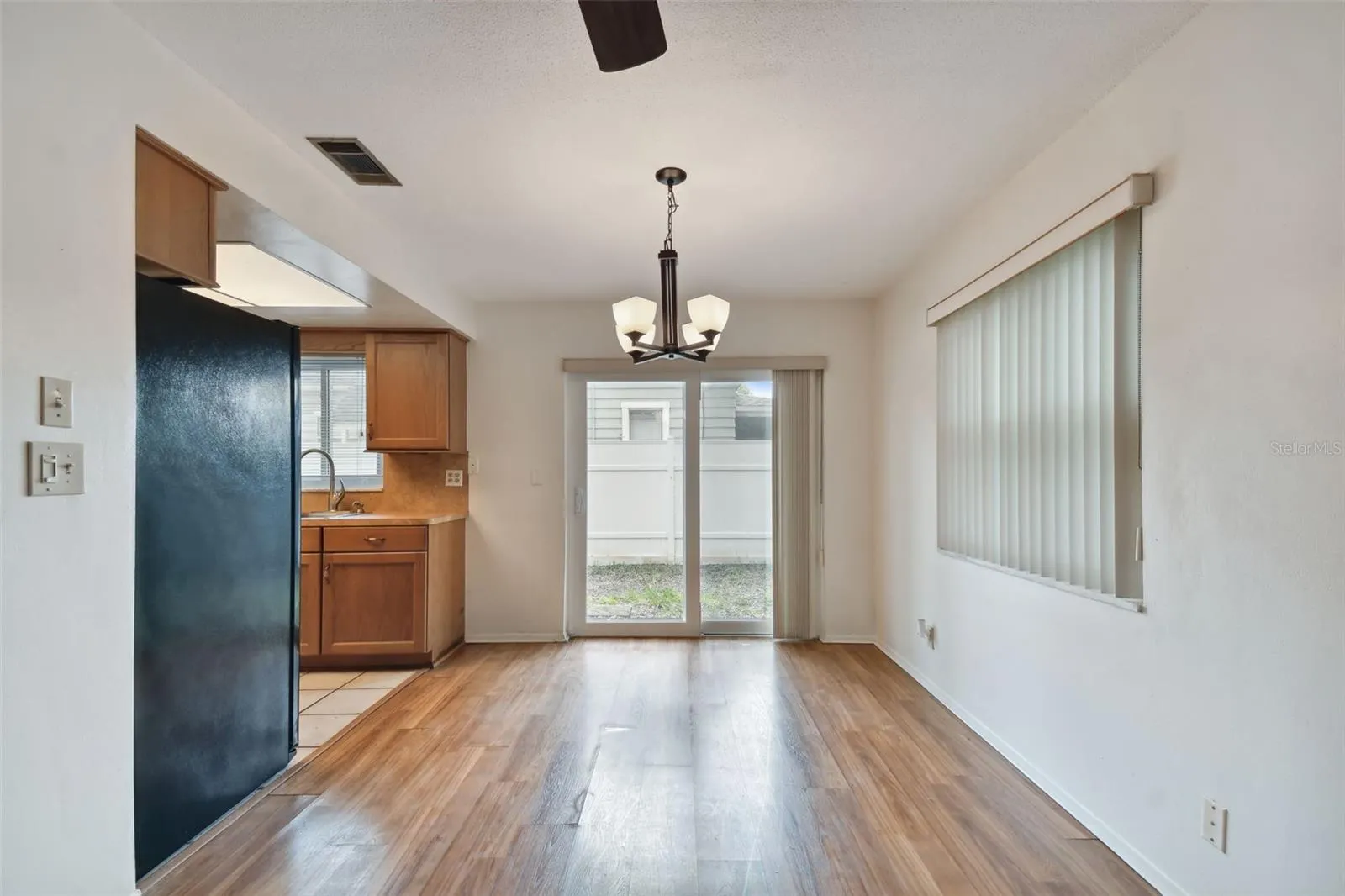 504 5TH AVE SW