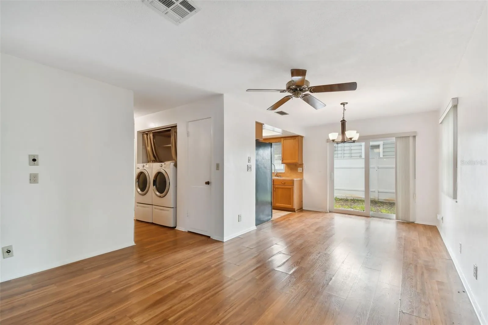 504 5TH AVE SW