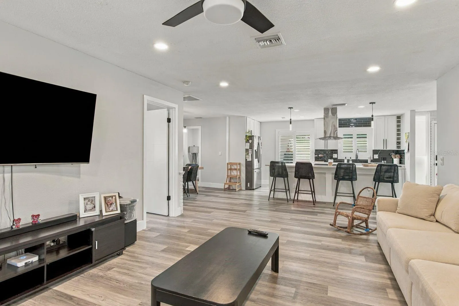 244 DUNBRIDGE DR