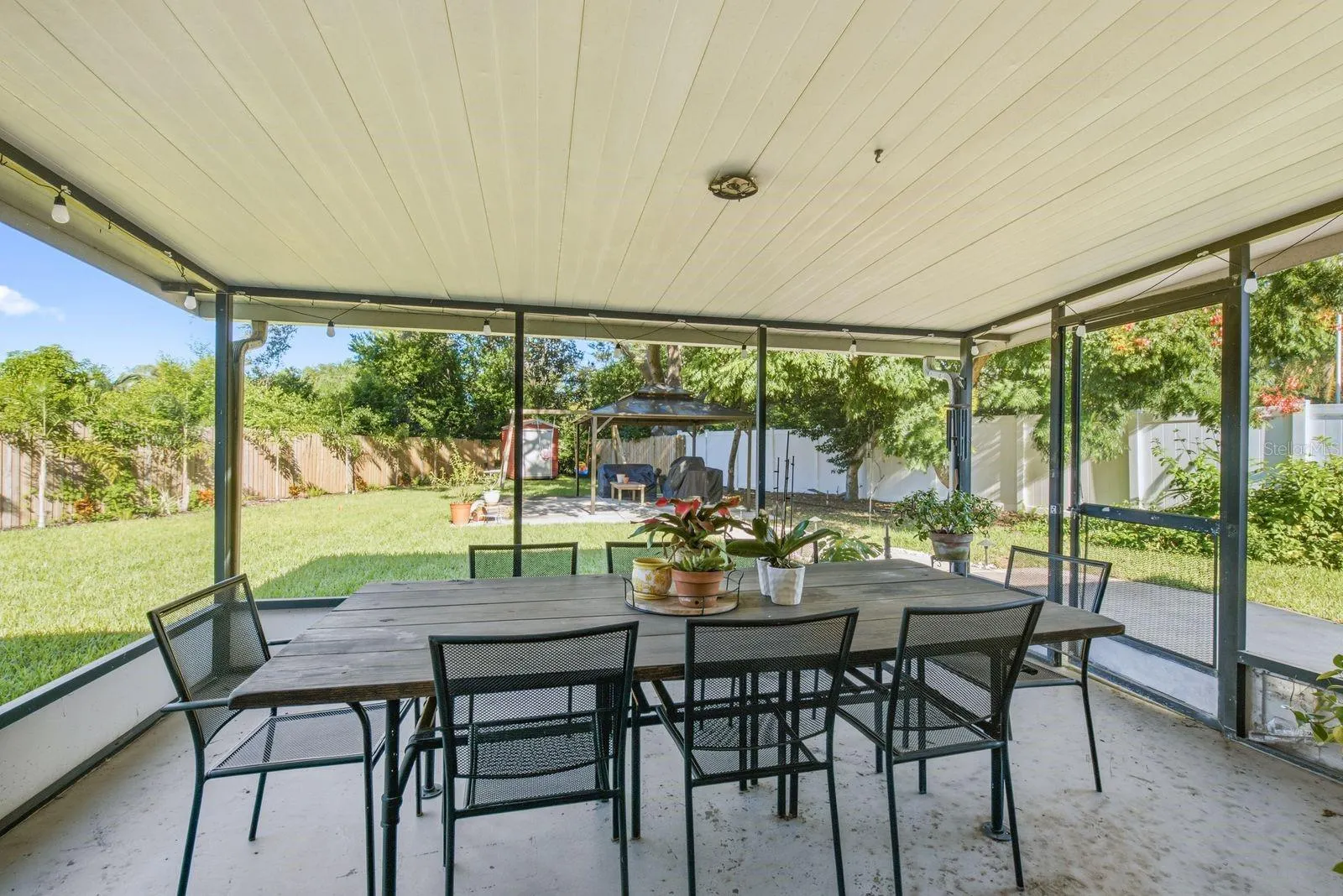 244 DUNBRIDGE DR
