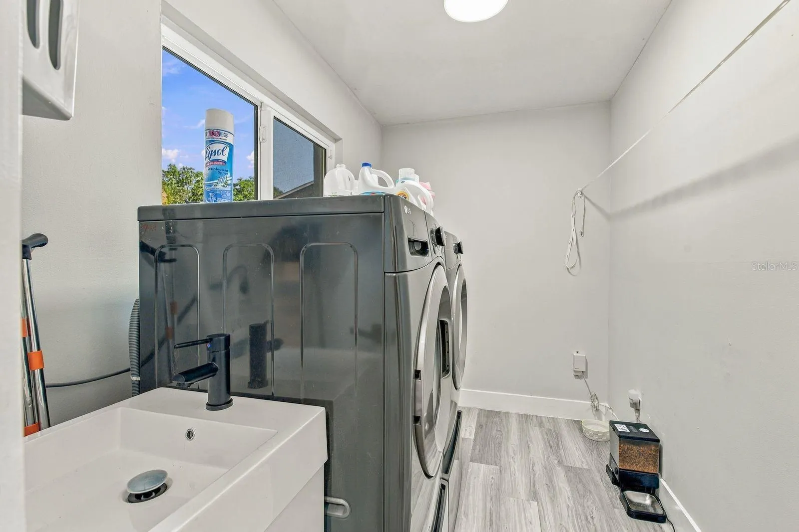 244 DUNBRIDGE DR