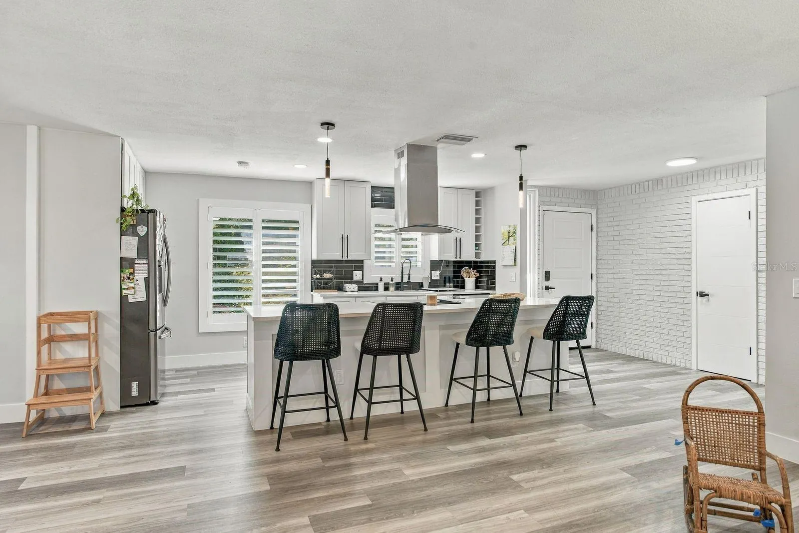 244 DUNBRIDGE DR