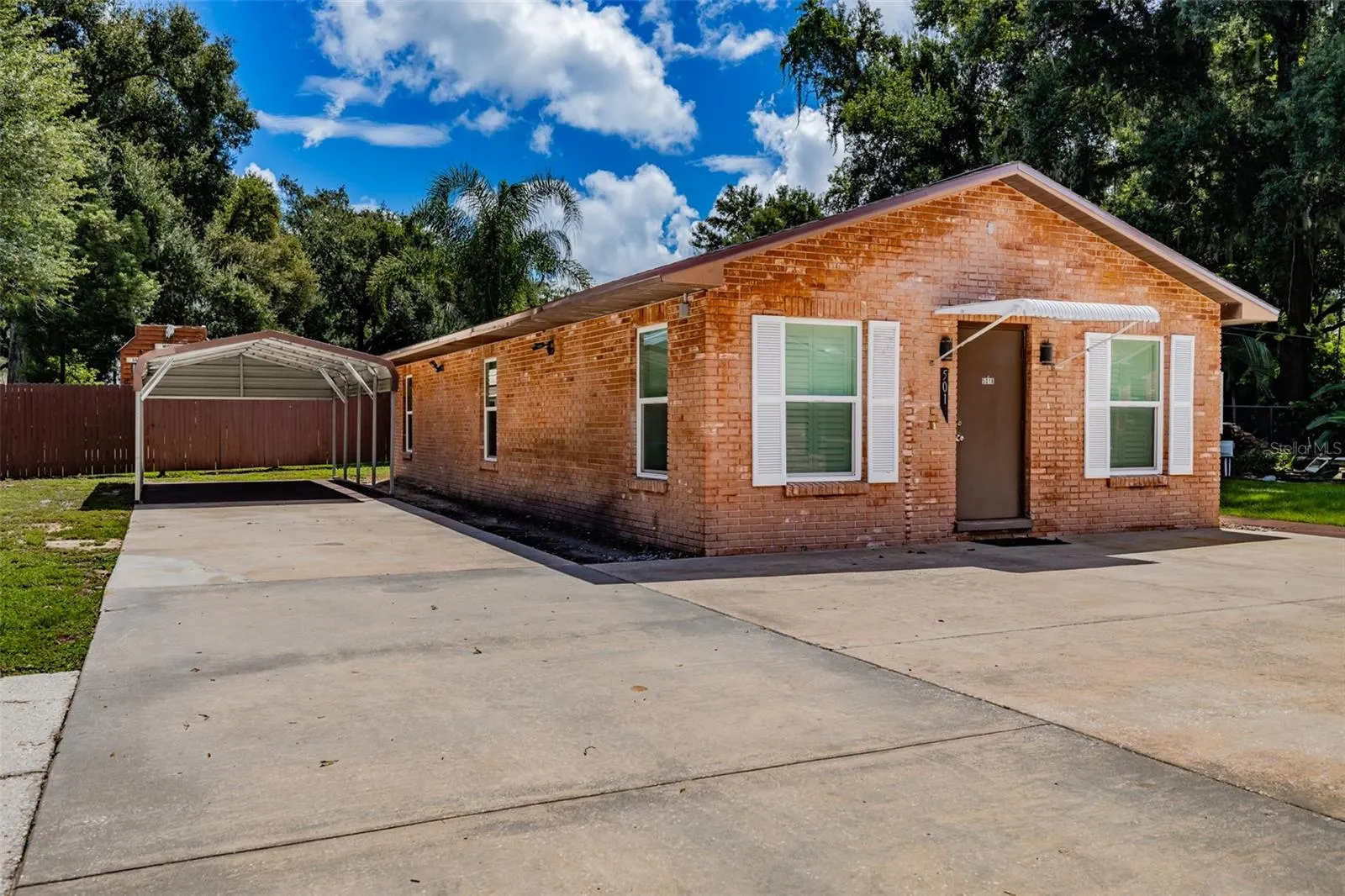 501 BRYAN RD #B #B