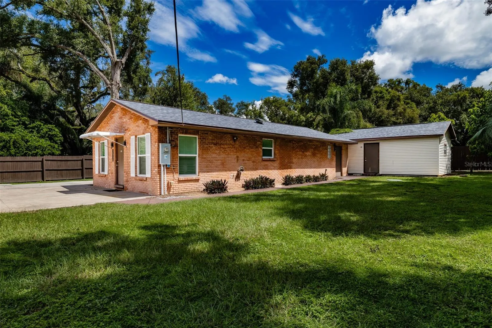 501 BRYAN RD #B #B