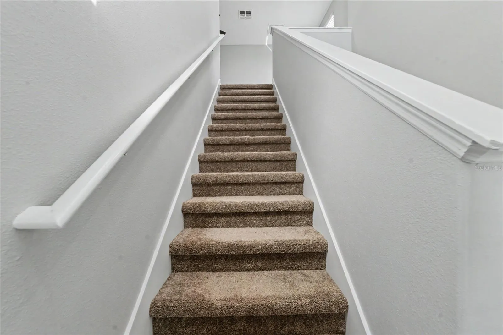 1716 RIPPLE JADE PL