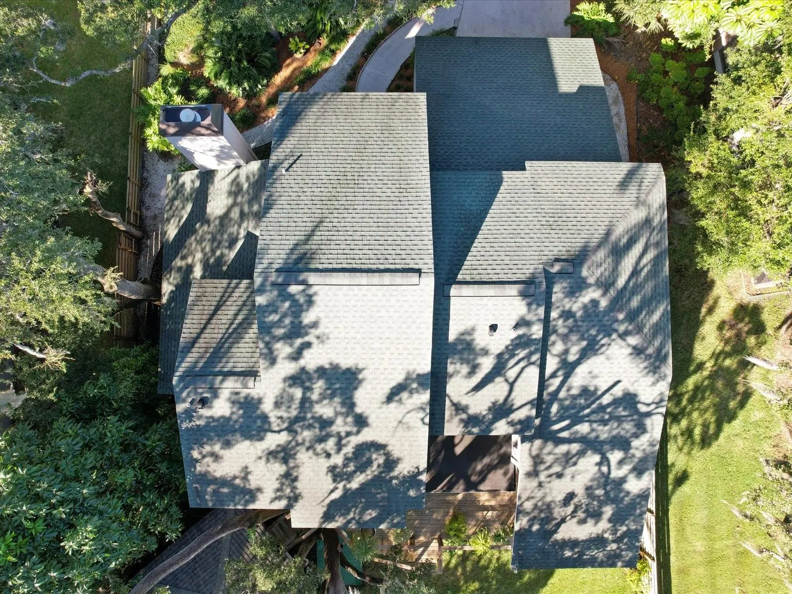3328 BRIARWOOD CIR