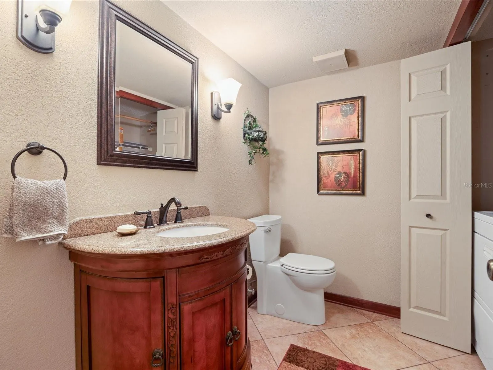 3328 BRIARWOOD CIR
