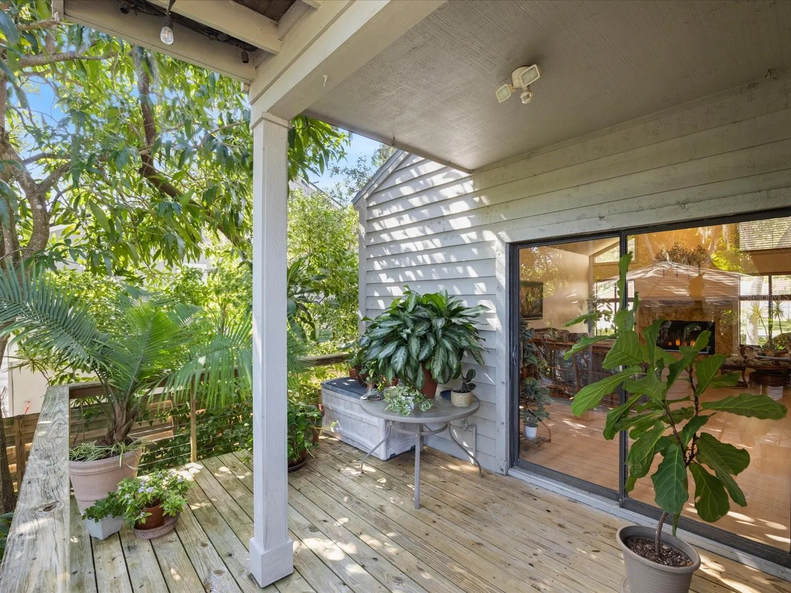 3328 BRIARWOOD CIR