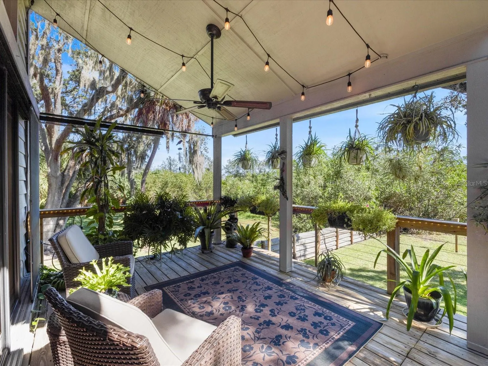 3328 BRIARWOOD CIR