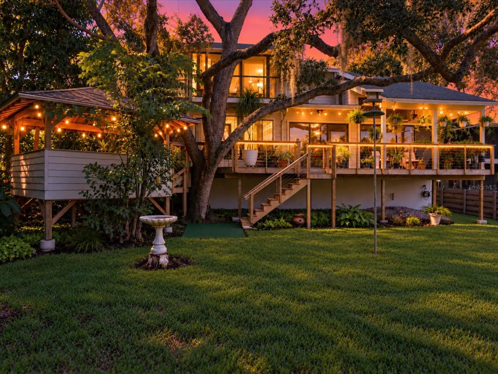 3328 BRIARWOOD CIR