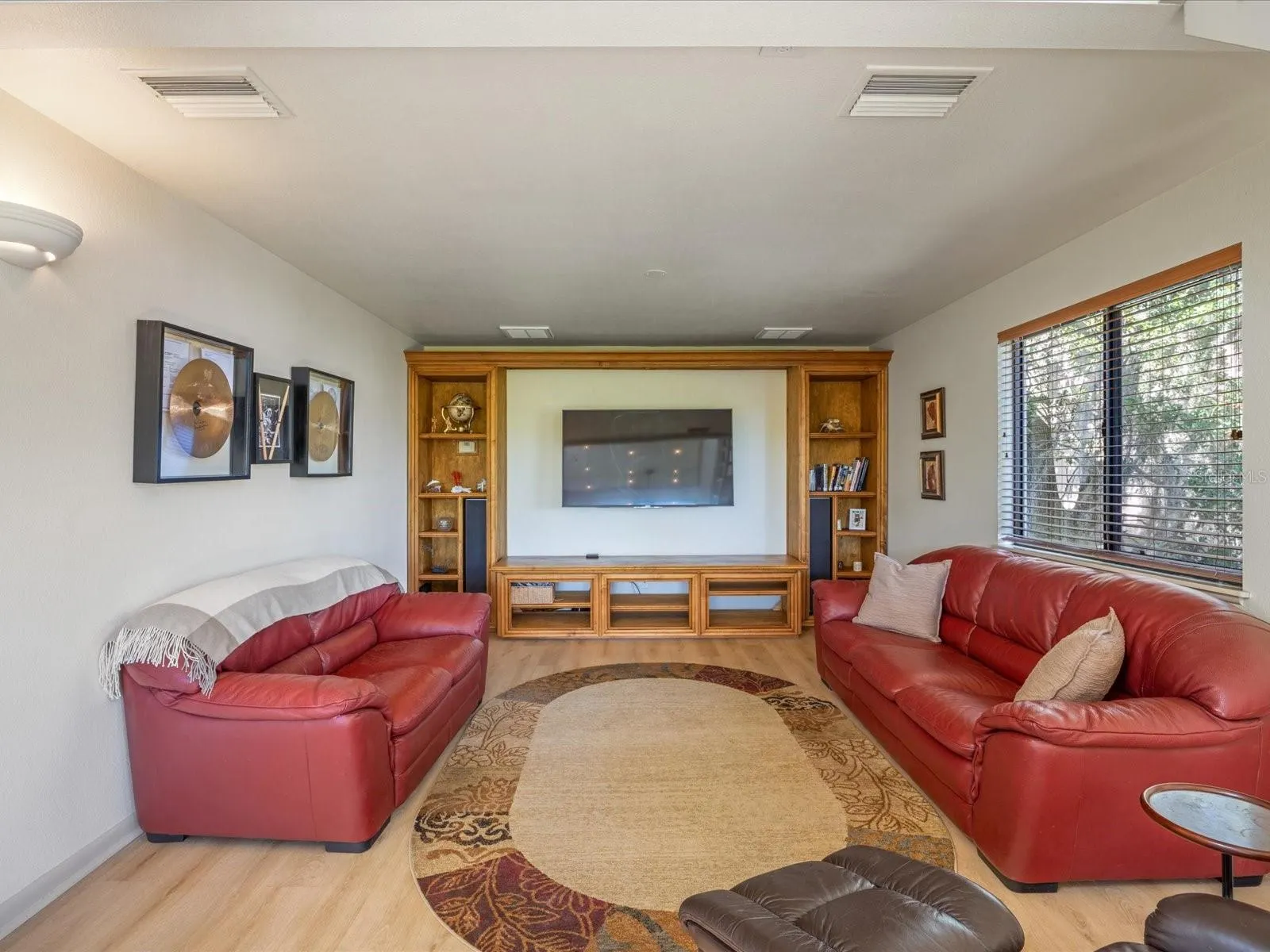3328 BRIARWOOD CIR