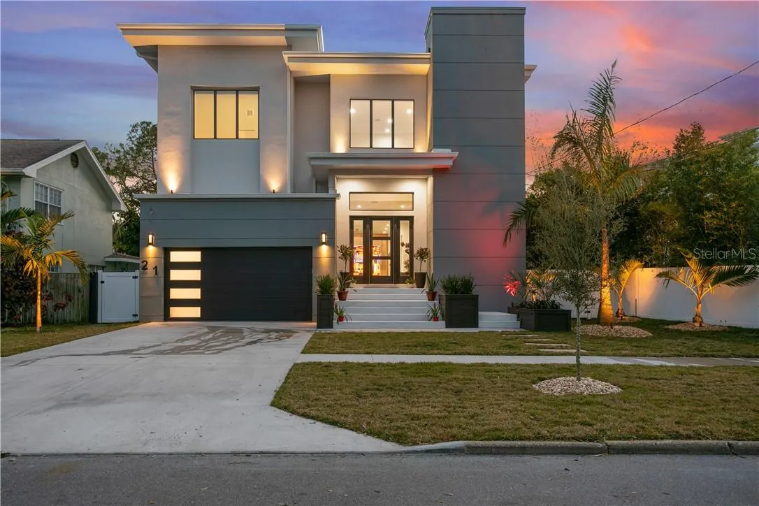 21 BAFFIN AVE