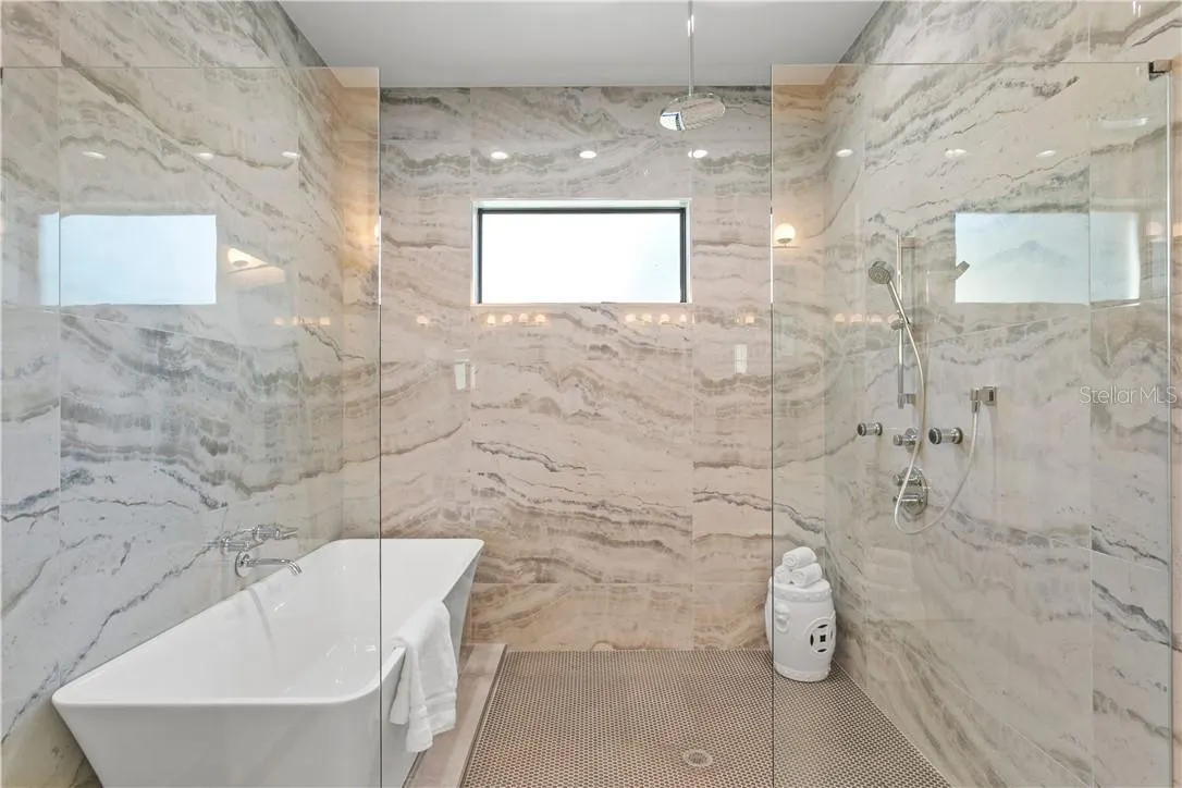 21 BAFFIN AVE